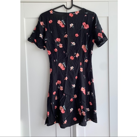 H&M Divided - Floral Dress - Picture 3 of 4